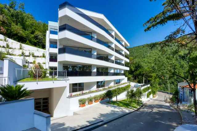 Opatija - Ekskluzivan trosoban stan 110 m2, NOVOGRADNJA