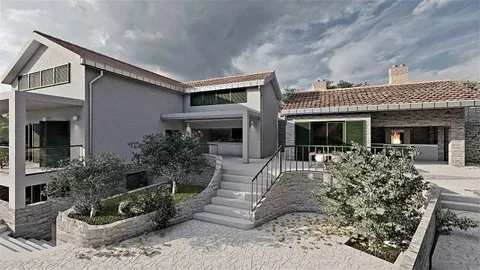 Split, Podstrana - Zemljište s projektom, 5300m2