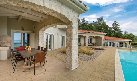 Opatija, Veprinac – Luksuzna vila na parceli od 1175 m2