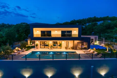 Makarska, Zagvozd - Luksuzna vila s bazenom 270 m2