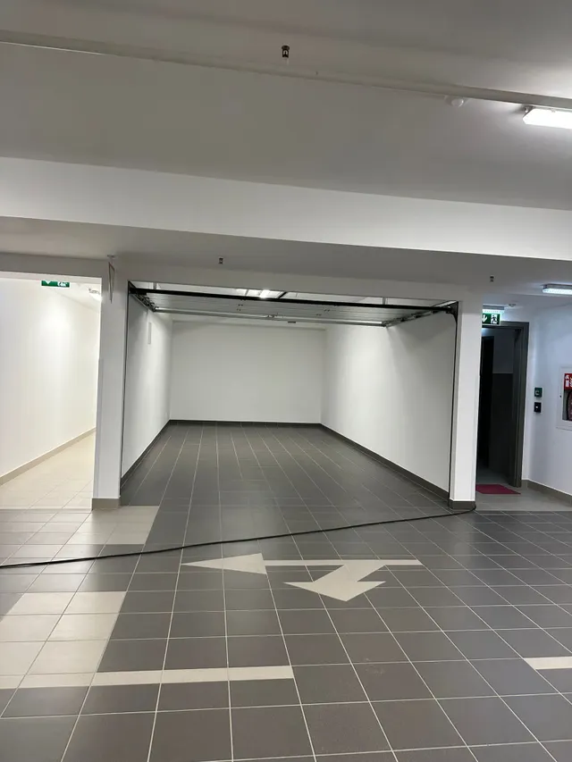 Zagreb, Darwinova – Četverosoban stan s garažom i loggiom, Novogradnja VMD