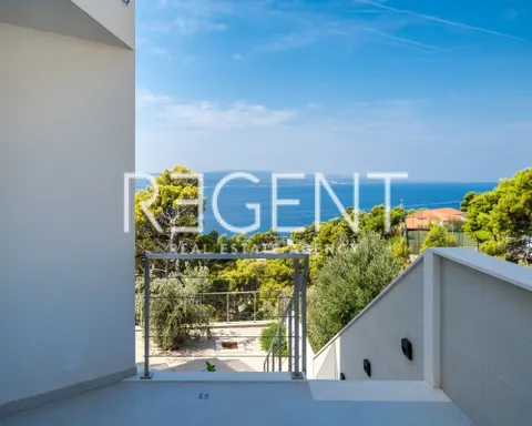 Makarska, Brela - Luksuzna vila s panoramskim pogledom na more 317 m2