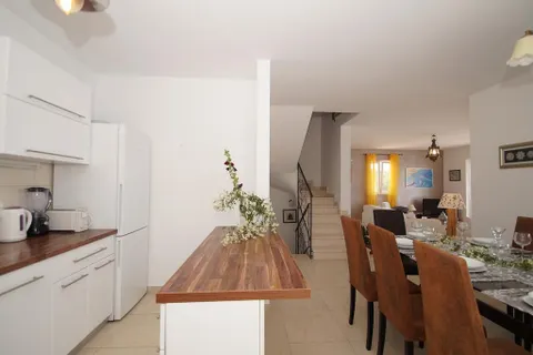 Otok Korčula - Prekrasna zapanjujuća vila uz more 312 m2
