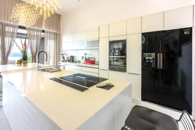 Crikvenica - Prekrasna vila s panoramskim pogledom 400 m2
