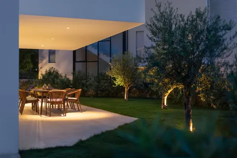 Sukošan – Luksuzna moderna vila s bazenom 495 m2