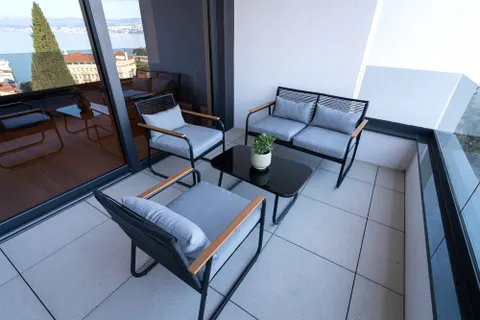 Opatija – Moderan trosoban stan s pogledom na more 134,8 m2
