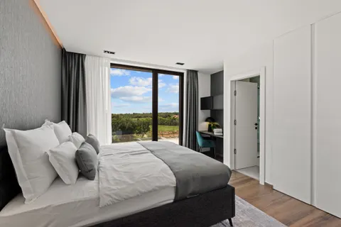 Istra, Poreč – Dizajnerska vila s pogledom na more 310 m2