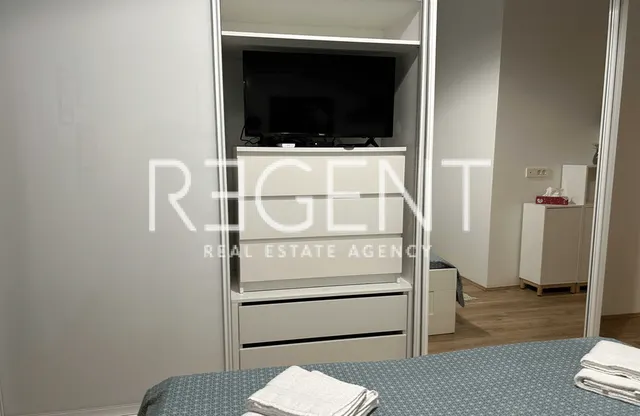 Split, Spinut - dvosoban apartman na frekventnoj lokaciji, 58 m2