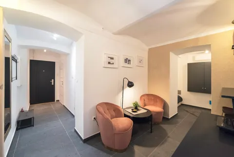 Zagreb, Cvjetni trg - Dvosoban stan 41 m2