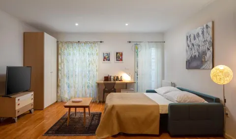 Istra, Poreč – Prostrana i elegantna vila s bazenom 400 m2