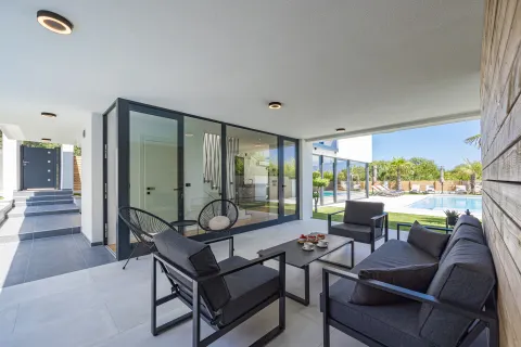 Istra, Medulin - Prekrasna moderna vila 220 m2