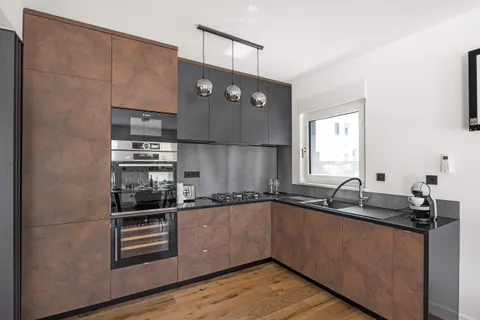 Istra – Kuća s bazenom na parceli 780m2