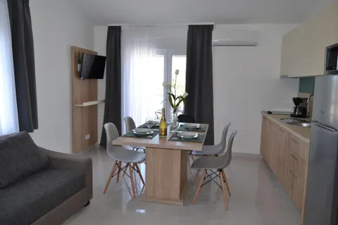 Karlobag, Cesarica – Kuća s apartmanima s pogledom na more