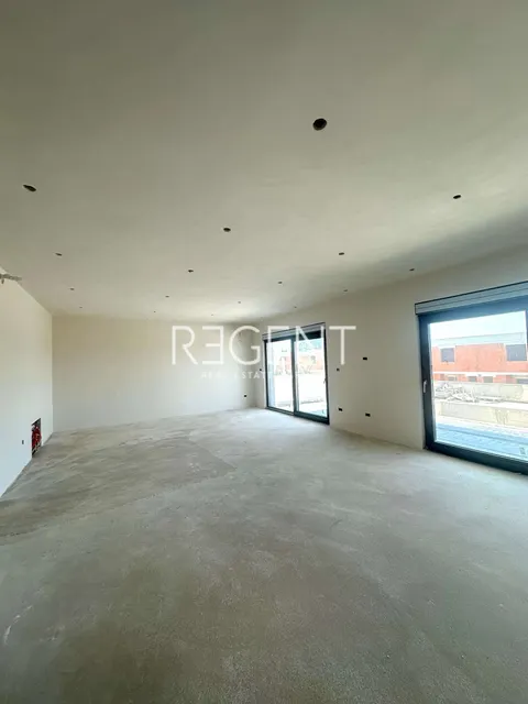 Istra, Medulin - Moderna vila 300 m2