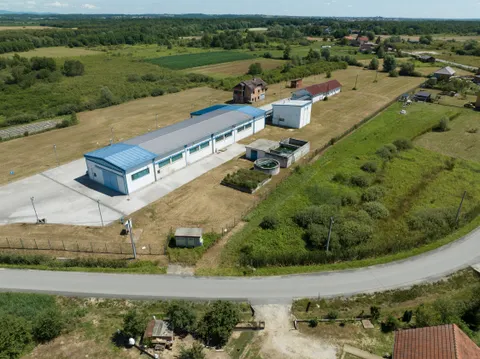 Vrbovec - Zemljište i poslovni prostor