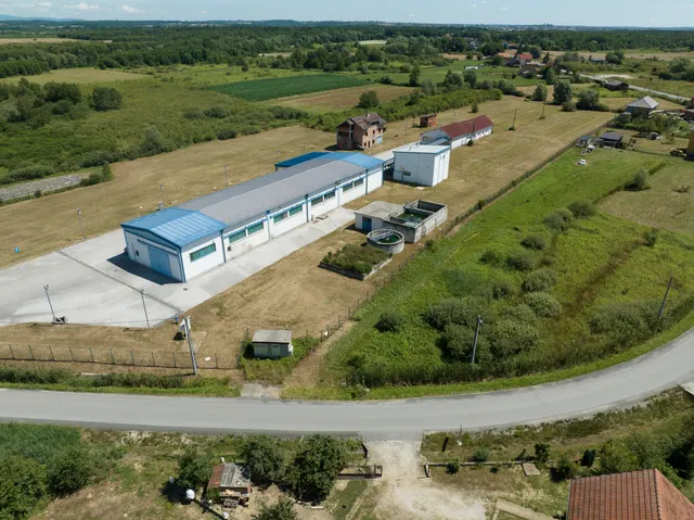 Vrbovec - Zemljište i poslovni prostor