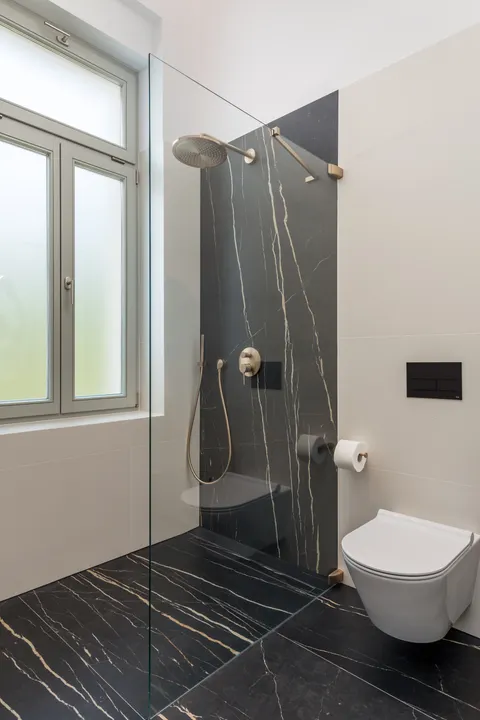Opatija, Centar - Luksuzan stan u vili na jedinstvenoj lokaciji, 73 m2