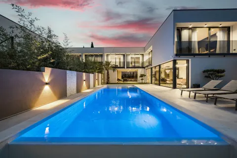 Istra, Medulin - Prekrasna moderna vila 220 m2
