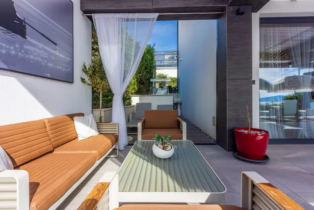 Crikvenica - Prekrasna vila s panoramskim pogledom 400 m2