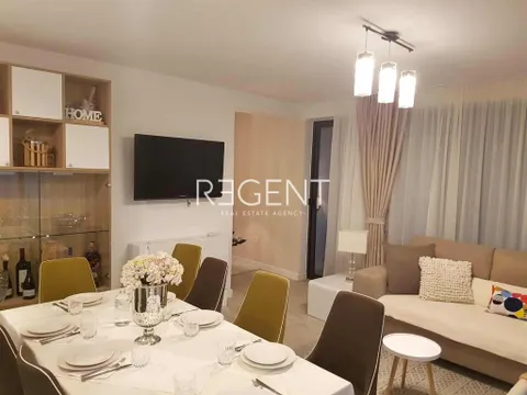 Split, Podstrana – Urbana vila s panoramskim pogledom