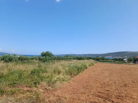 Split, Kaštel Štafilić - građevinsko zemljište prvi red uz more, 5600 m2