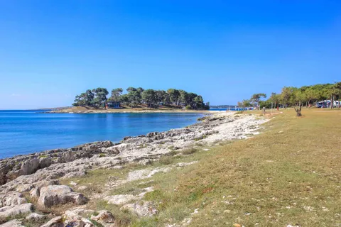Istra, Medulin – Zemljište namjena za kamp od 7.800 m2