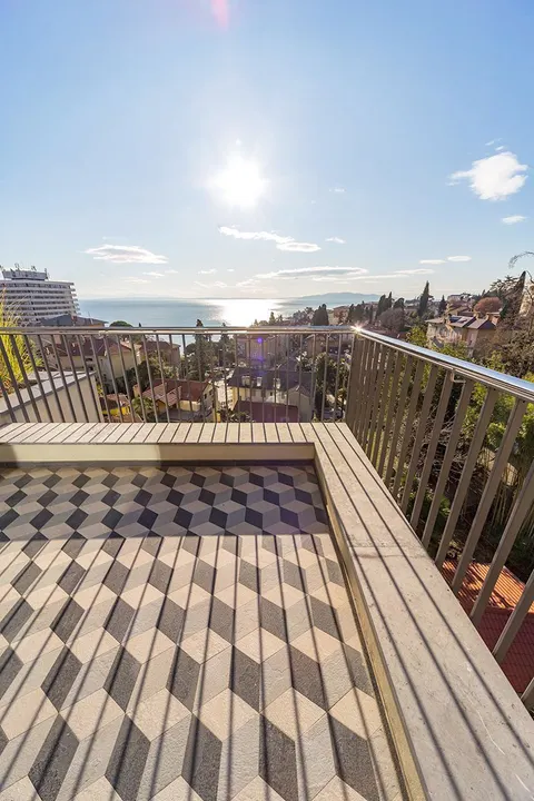 Kvarner, Opatija - Moderan trosoban stan, novogradnja 125 m2