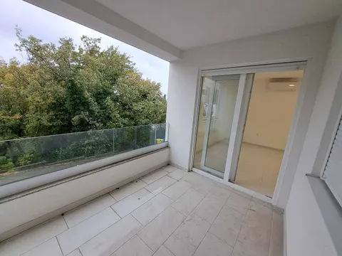 Crikvenica - Trosoban stan 58 m2 novogradnja