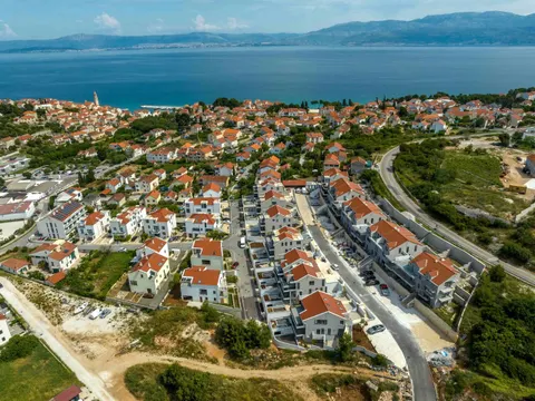 Brač, Sutivan - Dvosoban stan u stambenom kompleksu 65,26 m2