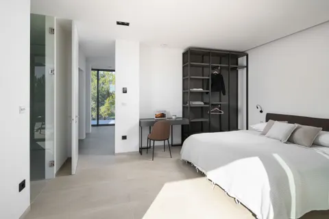 Sukošan – Luksuzna moderna vila s bazenom 495 m2