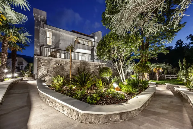 PRIVATNO: Kvarner, Opatija - Luksuzna vila na prekrasnoj lokaciji