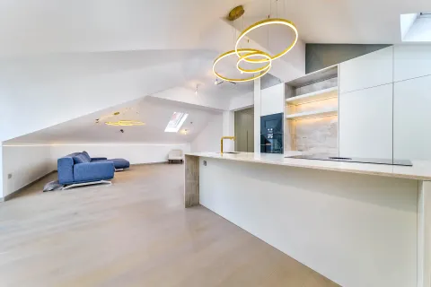 Zagreb, Britanski Trg - Luksuzan četverosoban stan 166 m2