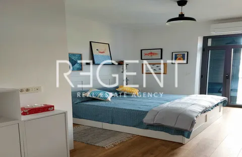 Split, Spinut - dvosoban apartman na frekventnoj lokaciji, 58 m2