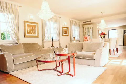 Istra, Vabriga - Raskošna i elegantna vila 288 m2