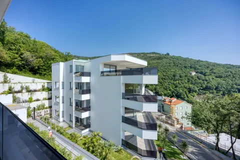 Opatija - Ekskluzivan penthouse s krovnom terasom , NOVOGRADNJA