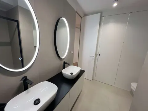 Zagreb, Tuškanac – Luksuzan četverosobni stan 110m² najam