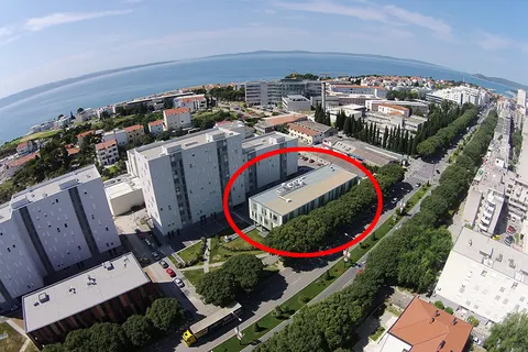 Split - Poslovni prostor na frekventnoj lokaciji 64 m2 DUGOROČAN NAJAM