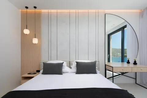 Šibenik, Rogoznica – Moderna vila s panoramskim pogledom na more