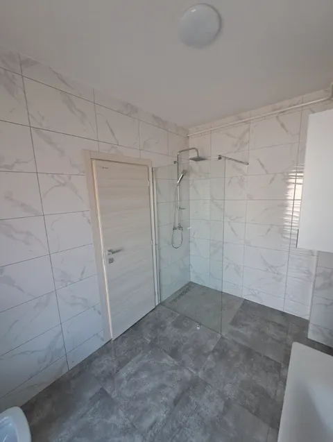 Zagreb, Sesvete - Poslovni stambeni prostor novogradnja 171m2 najam