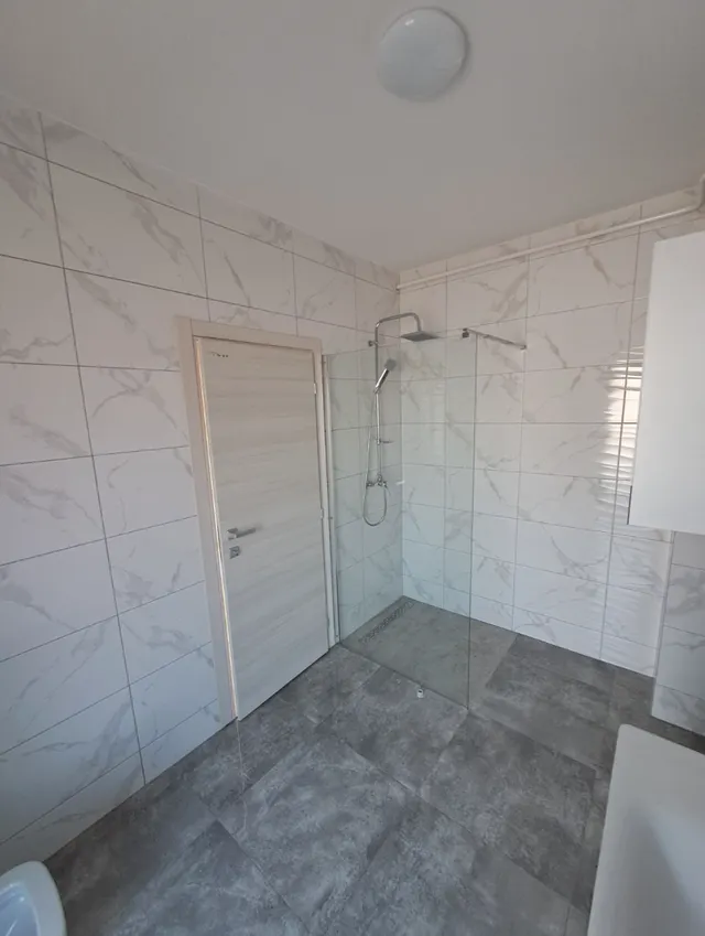 Zagreb, Sesvete - Poslovni stambeni prostor novogradnja 171m2 najam