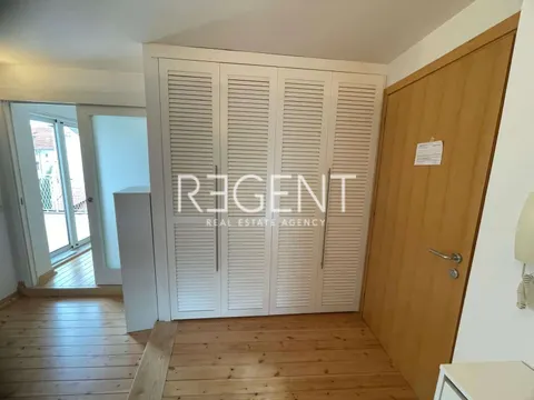 Zagreb, Kvaternikov Trg - Dvoetažni stan 150 m2 najam