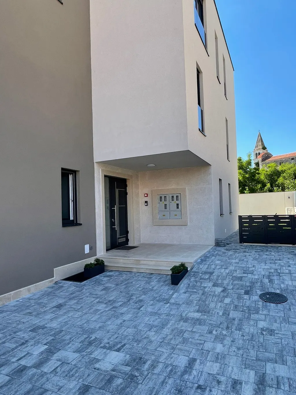 Istra, Tar - Moderna stambena novogradnja