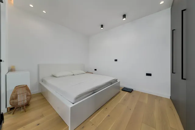 Zagreb, Remete: Luksuzni penthouse 105m2 za najam