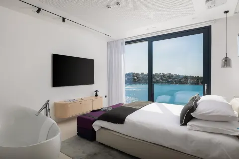 Šibenik, Rogoznica – Moderna vila s panoramskim pogledom na more