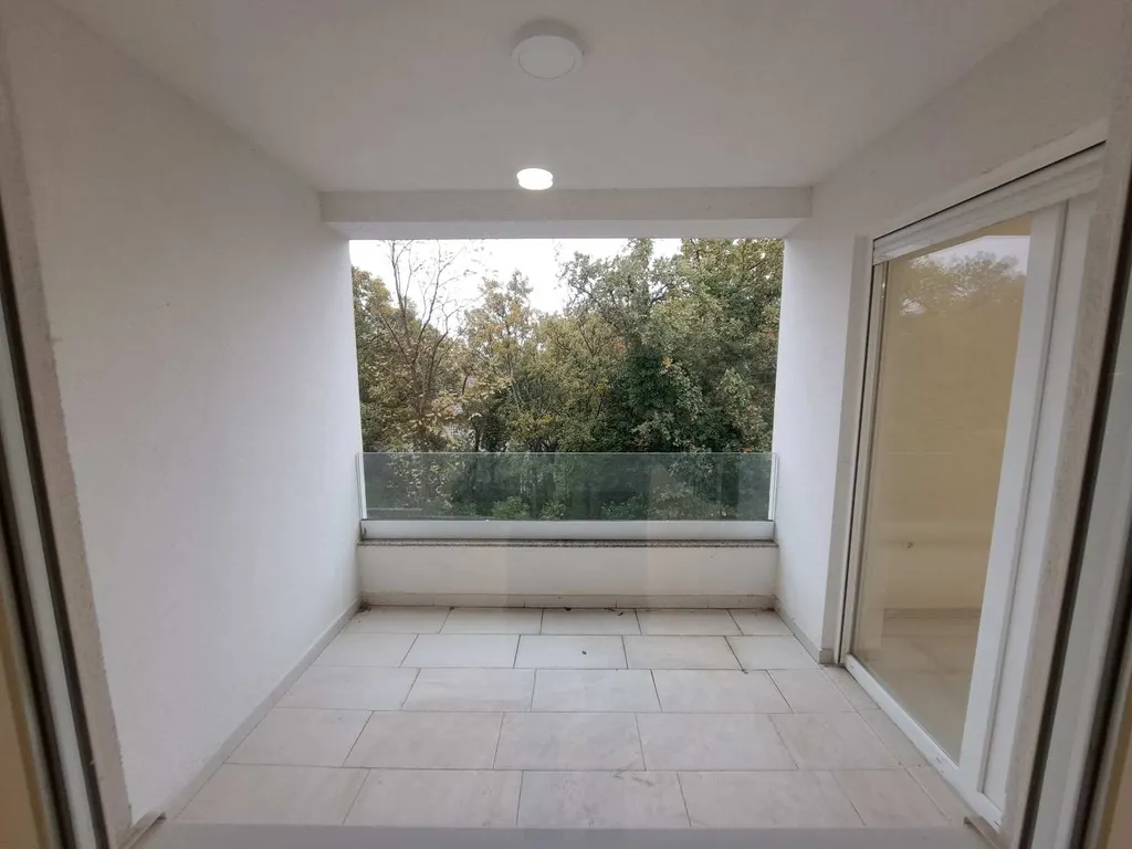 Crikvenica - Stambena novogradnja 100 m od mora