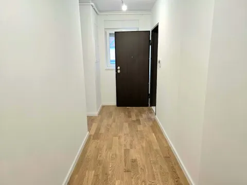 Sveta Nedelja, Kerestinec- Trosoban stan 100 m2