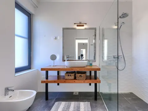 Istra, Novigrad - Atraktivna vila s bazenom 250 m2