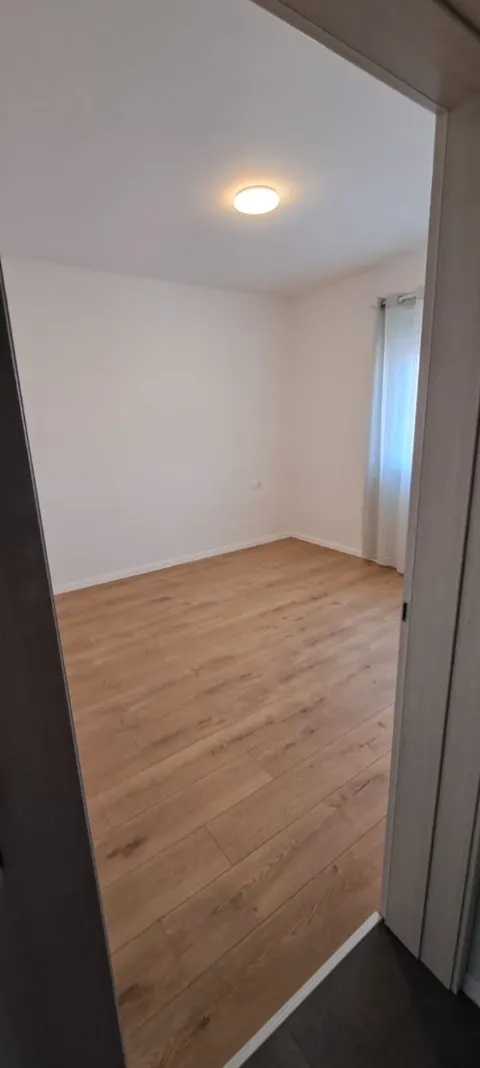 Zagreb, Sesvete - Poslovni stambeni prostor novogradnja 171m2 najam