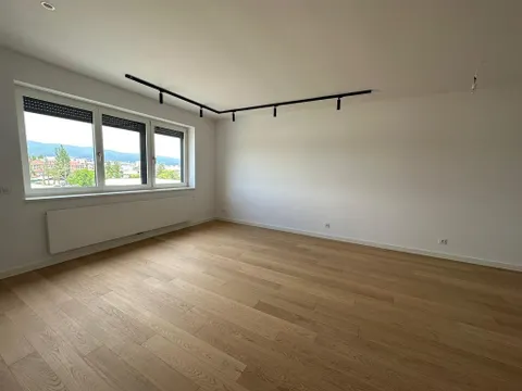 Zagreb, Darwinova – Četverosoban stan s garažom i loggiom, Novogradnja VMD