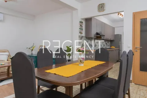 Split, Kaštel Štafilić- Trosoban stan za dugoročan najam